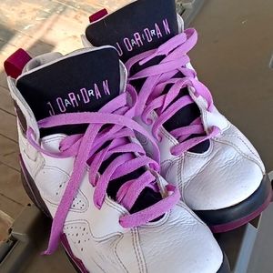 Jordan size 5y